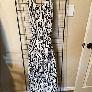 Closed Monochrome Abstract Maxi Dress